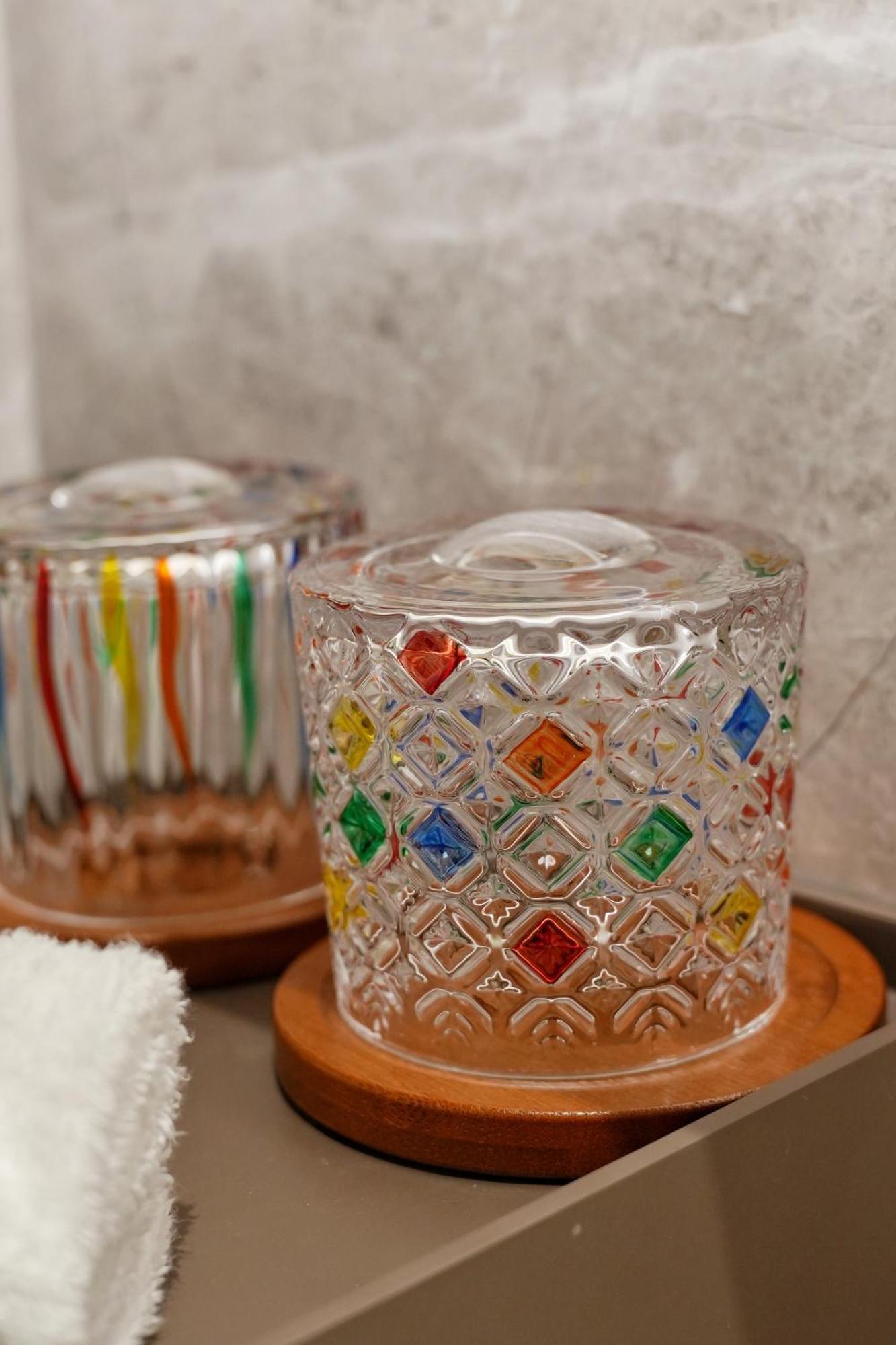 Yuexiu Hotel Guangzhou, Curio Collection By Hilton Bagian luar foto